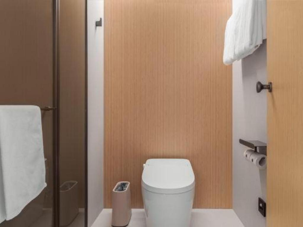 Ji Hongqiao Wuzhong Road Hotel 4*