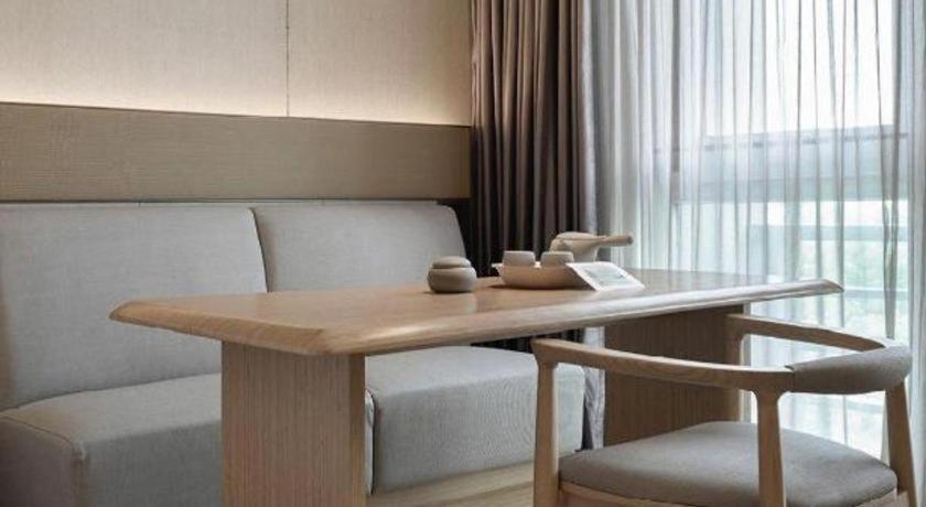 Hotel Ji Hongqiao Wuzhong Road 4*