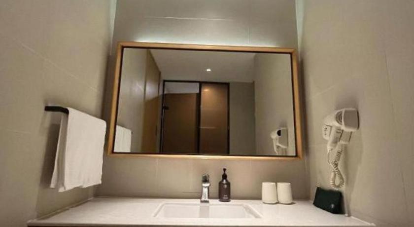 Ji Hongqiao Wuzhong Road Hotel Shanghai