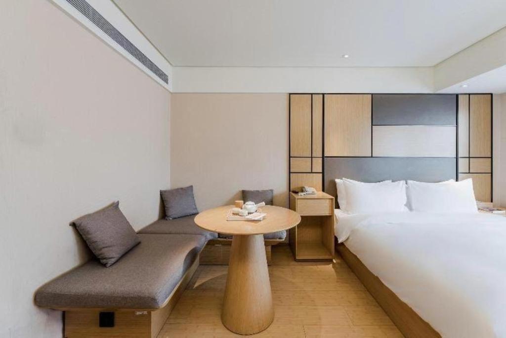 Ji Hongqiao Wuzhong Road 4*